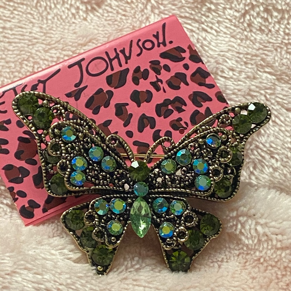 3/25 Betsey Johnson Bejeweled Butterfly Brooch Pin